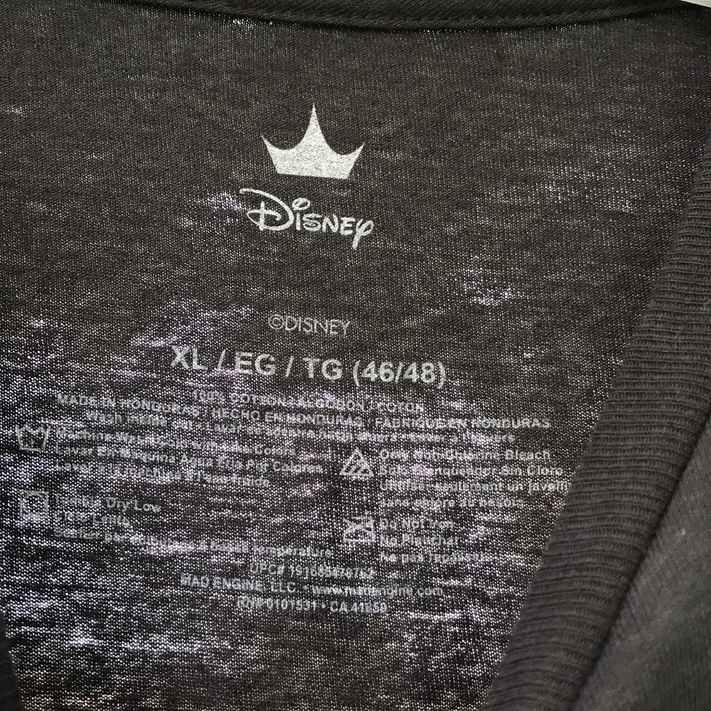 NWT Disney Jasmine Dreamy Black and White Tee XL - Picture 3 of 8
